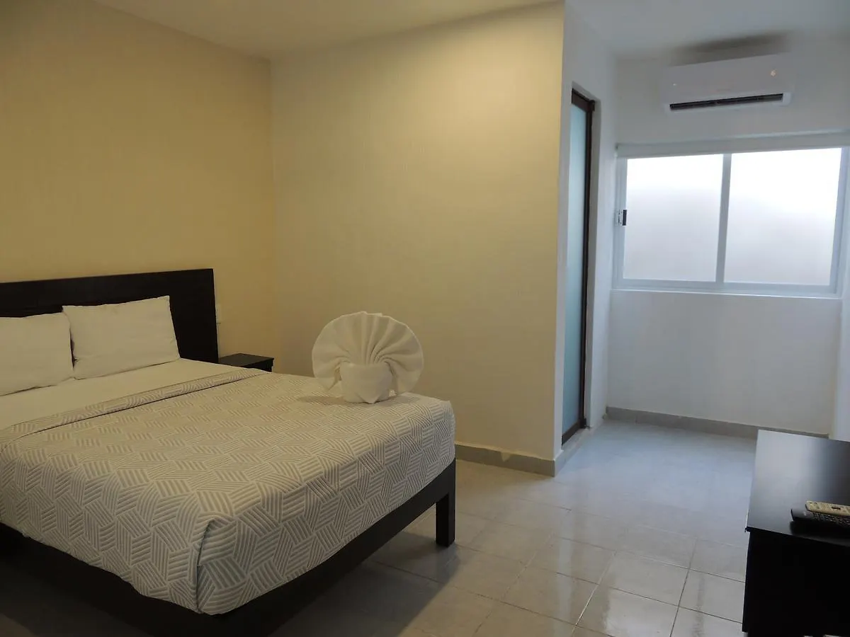 Hotel Shaddai 普拉亚卡门