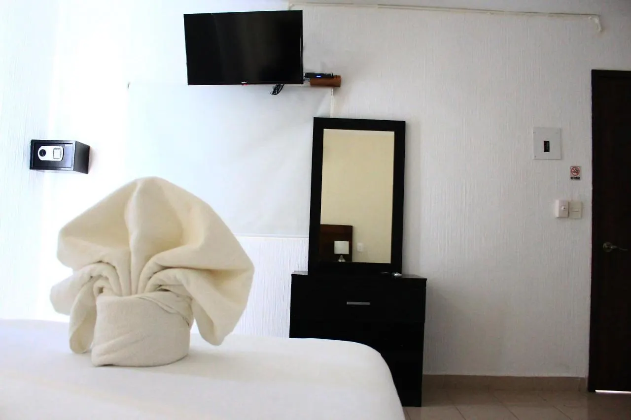 Hotel Shaddai 普拉亚卡门